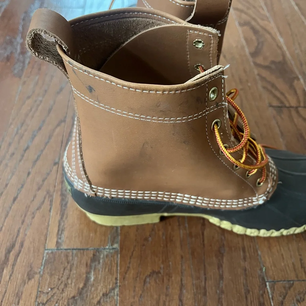 L.L. Bean Men's Tan and Black Duck Boots - Picture 7 of 9